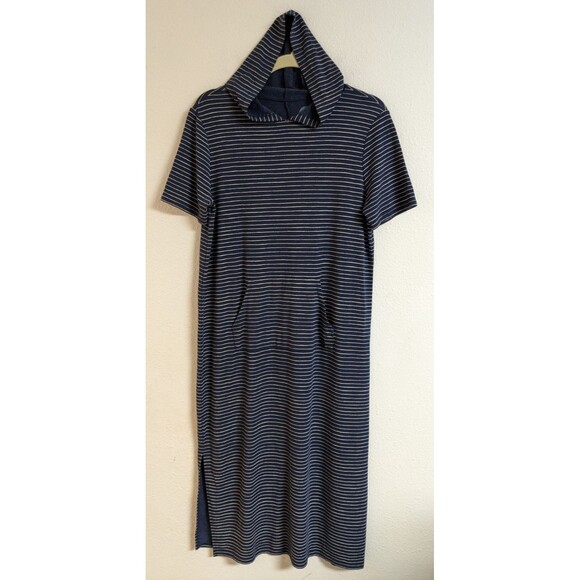Life is Good Dresses & Skirts - Women's LIFE IS GOOD Hooded Short Sleeve Blue/White Striped Long Maxi Dress M